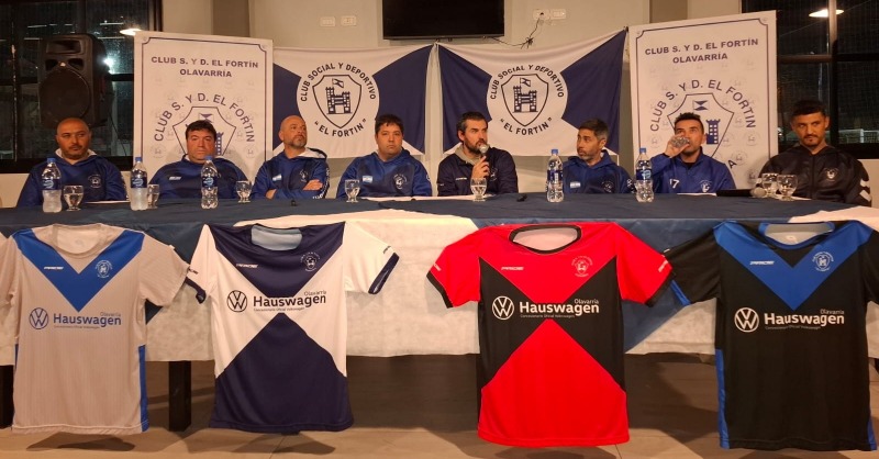 El Fort�n present� oficialmente su equipo para el Regional Amateur